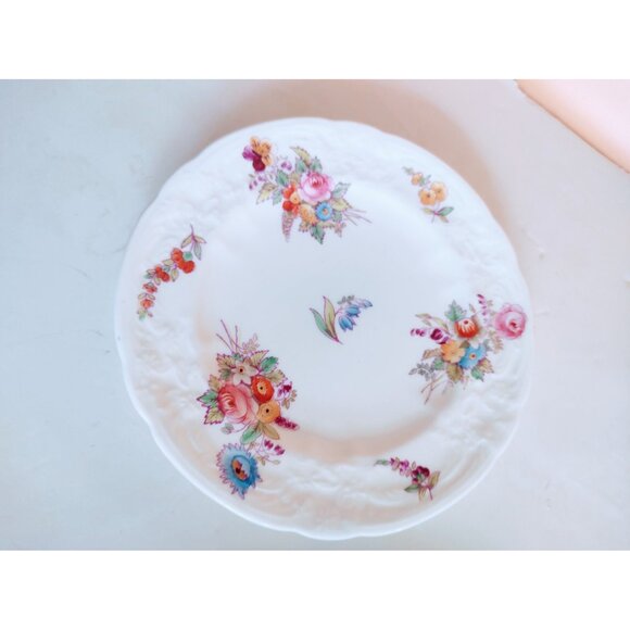 COALPORT SEVRES GROUP PATTERN EMBOSSED Bread & Butter Plates (set of 6)   5 1/2" - Picture 13 of 16